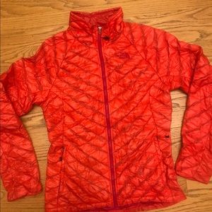 North Face Thermoball Puffer Jacket SMALL